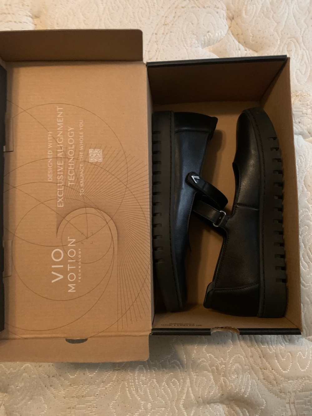 Vionic Uptown Black Leather Mary Jane Shoes